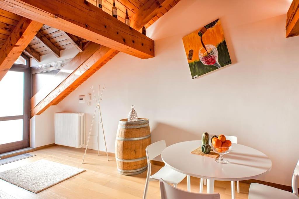 Charming 2.5Room Flat In Center Of モンフォルテ・ダルバ エクステリア 写真