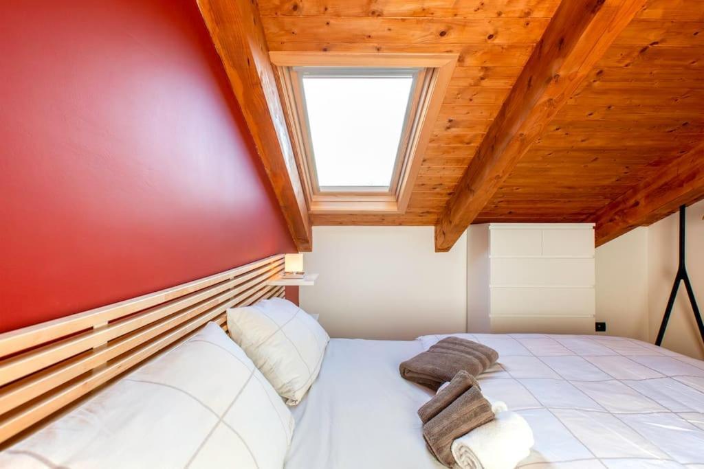 Charming 2.5Room Flat In Center Of モンフォルテ・ダルバ エクステリア 写真