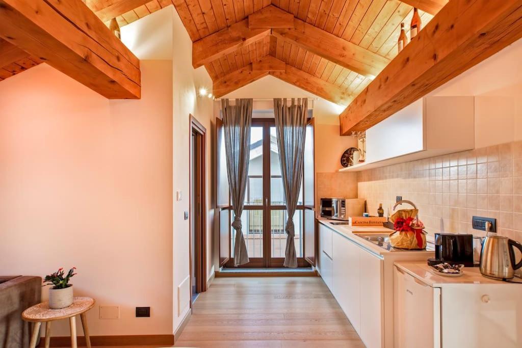 Charming 2.5Room Flat In Center Of モンフォルテ・ダルバ エクステリア 写真
